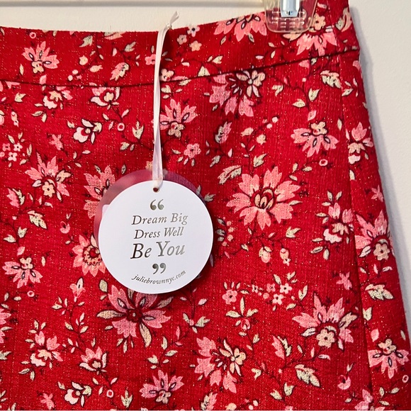 NWT! Julie Brown NYC Red Floral suit / mini skirt set. Gold thread. Sz Small ♥️ - Picture 9 of 11
